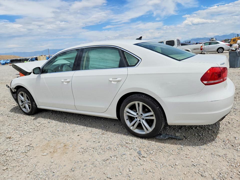 2014 Volkswagen Passat მანქანა იყიდება აუქციონზე, vin: 1VWBS7A3XEC113378, აუქციონის ნომერი: 85447645