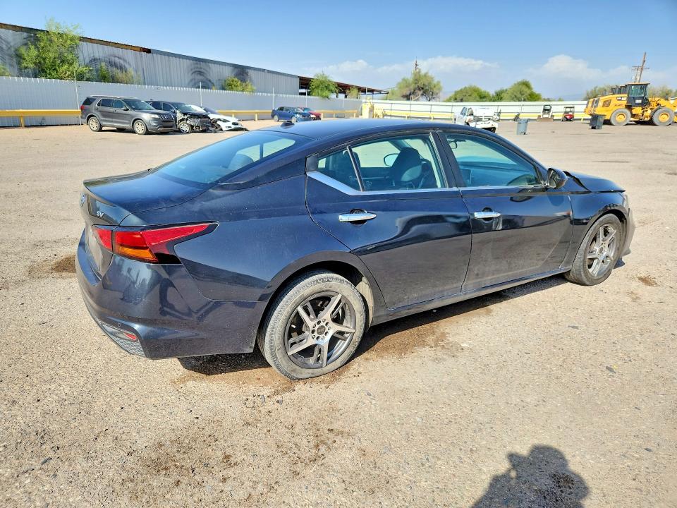 Auction sale of the 2021 Niss Altima, vin: 1N4BL4DVXMN365412, lot number: 60059646