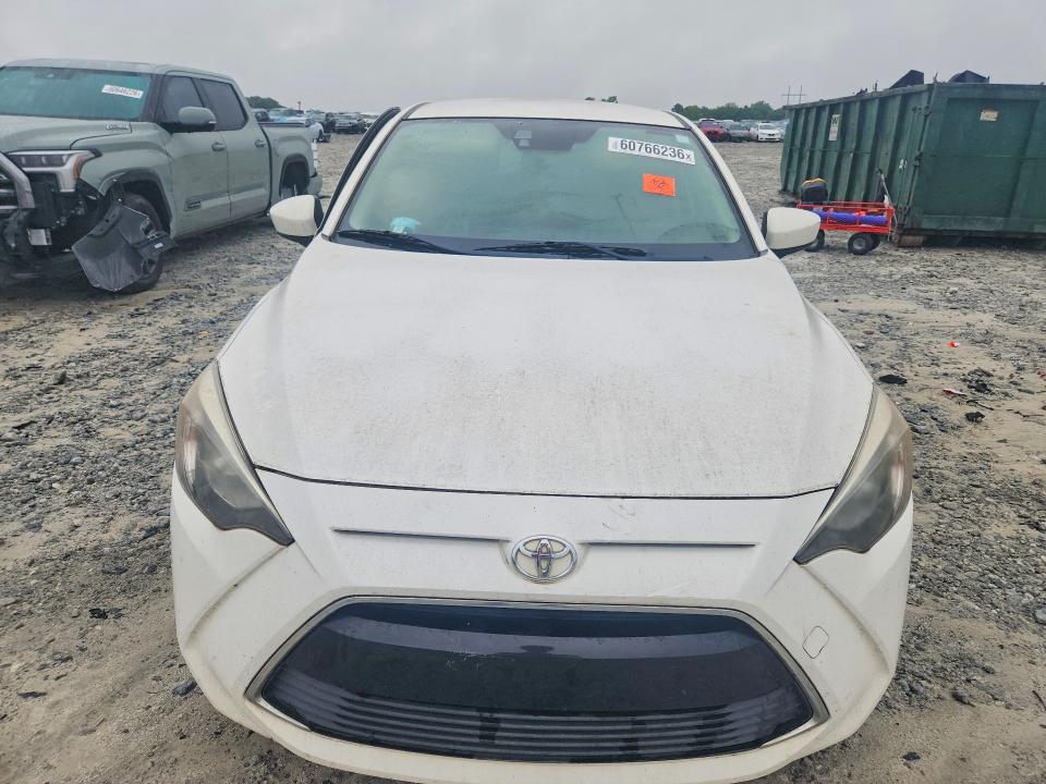 60766236 :رقم المزاد ، 3MYDLBYV0HY168891 vin ، 2017 Toyota Yaris Ia مزاد بيع