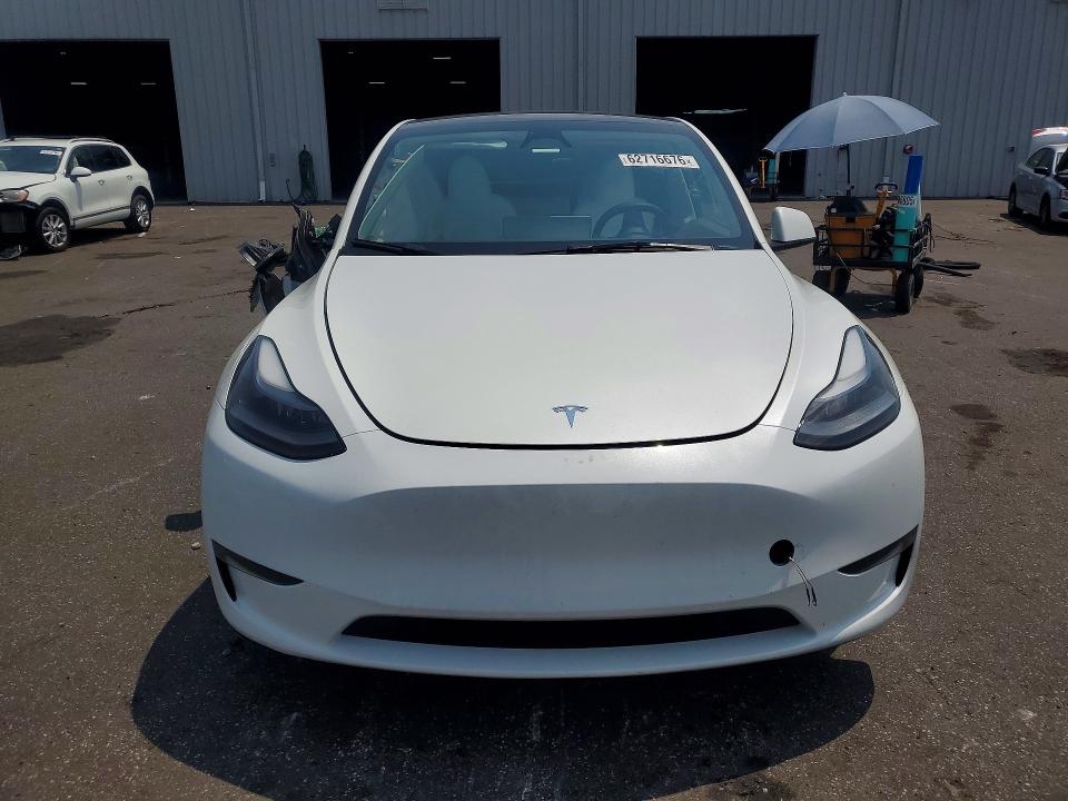 Продажа на аукционе авто 2023 Tesla Model Y, vin: 7SAYGDEF1PF833050, номер лота: 62716676