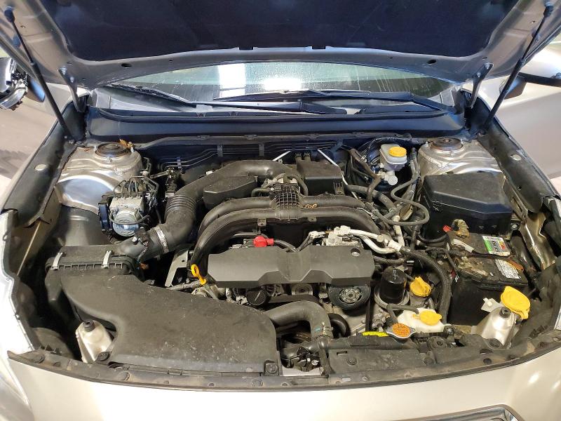 61747006 :رقم المزاد ، 4S3BNAN67F3042802 vin ، 2015 Subaru Legacy مزاد بيع
