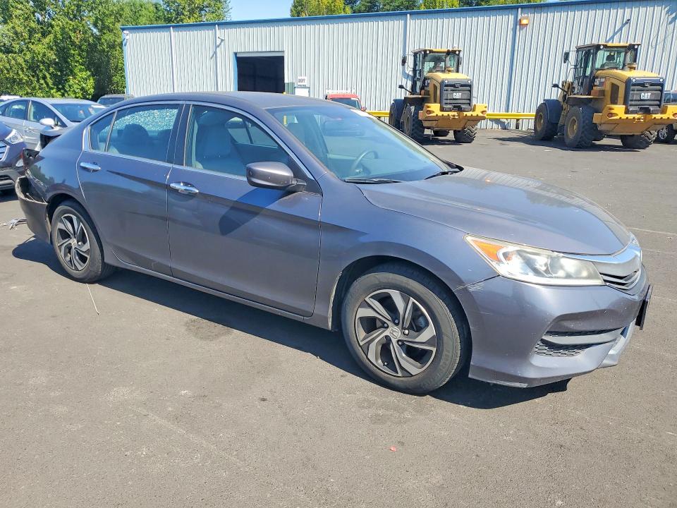 Auction sale of the 2017 Honda Accord, vin: 1HGCR2F32HA139425, lot number: 60882856