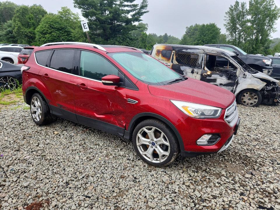 Продаж на аукціоні авто 2017 Ford Escape, vin: 1FMCU9J9XHUD23264, номер лоту: 64464736