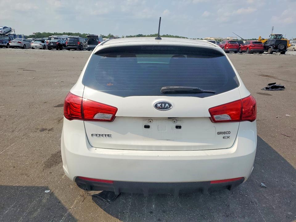 62601566 :رقم المزاد ، KNAFU5A27C5635197 vin ، 2012 Kia Forte5 مزاد بيع