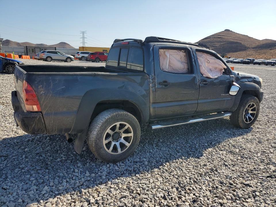 Продажа на аукционе авто 2015 Toyota Tacoma, vin: 3TMJU4GN2FM189242, номер лота: 61963536