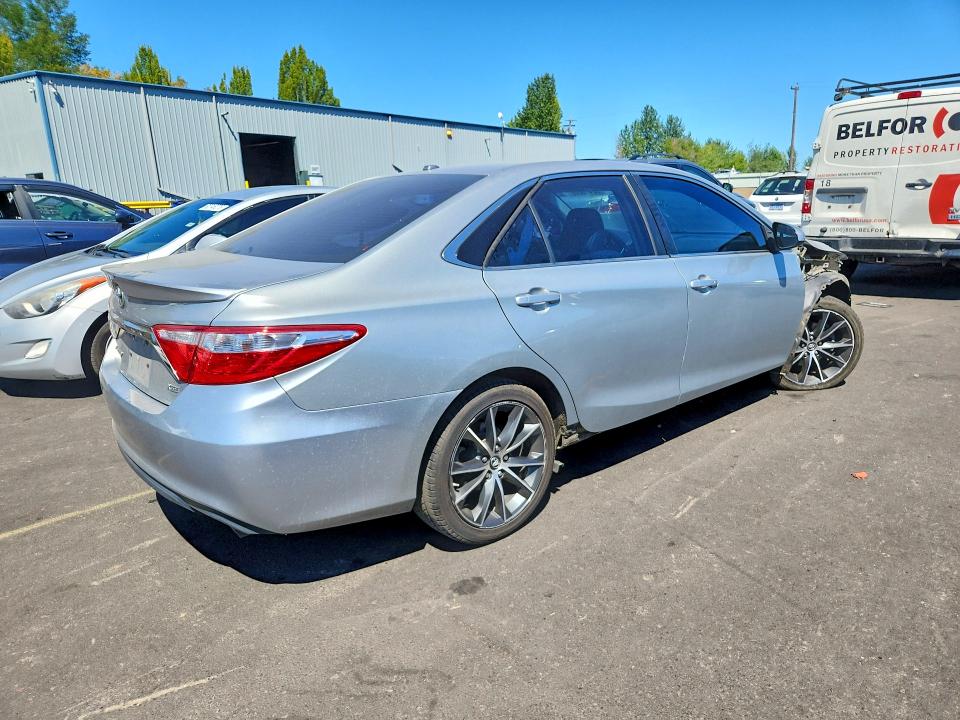 62470006 :رقم المزاد ، 4T1BF1FK8GU223522 vin ، 2016 Toyota Camry مزاد بيع