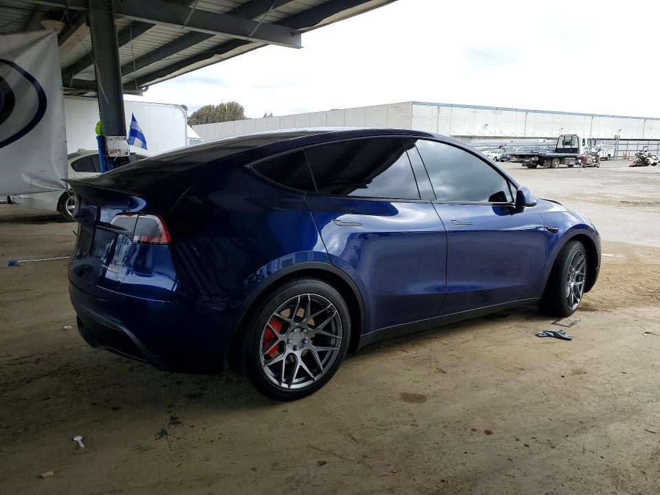 Продажа на аукционе авто 2023 Tesla Model Y, vin: 7SAYGDEF6PF622927, номер лота: 59909096