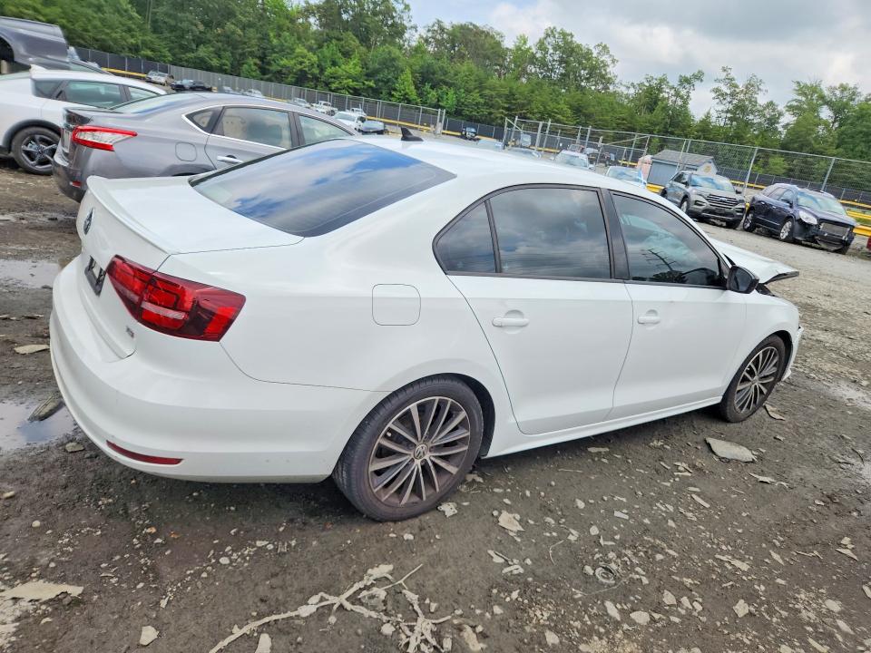 59657086 :رقم المزاد ، 3VWB17AJ2GM264380 vin ، 2016 Volkswagen Jetta مزاد بيع