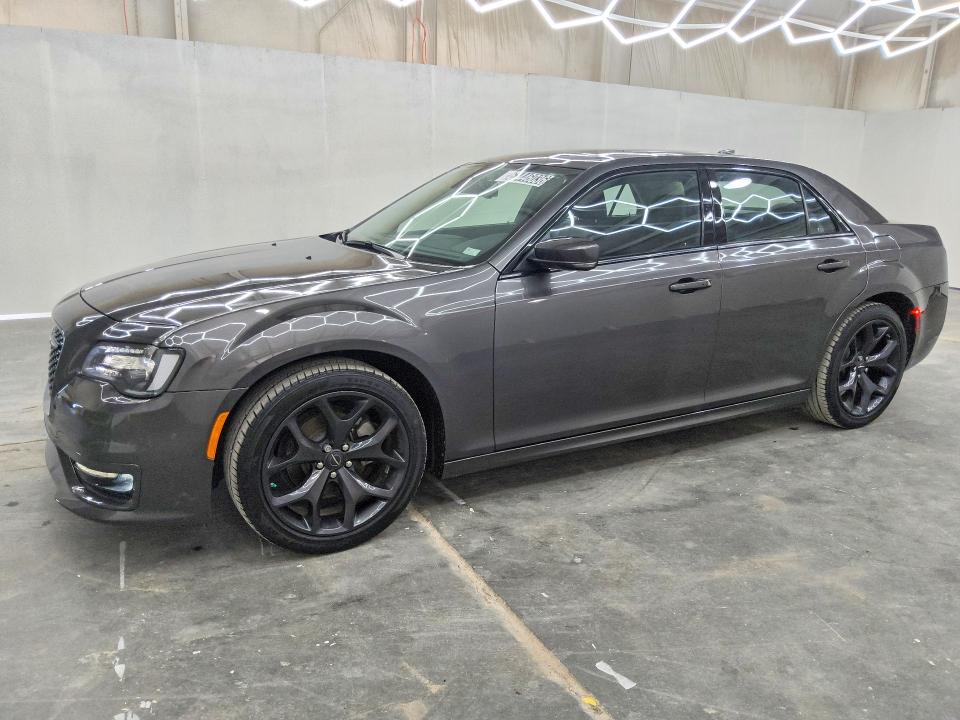 Aukcja sprzedaży 2022 Chrysler 300 Tourin, vin: 2C3CCADG7NH245421, numer aukcji: 61446036