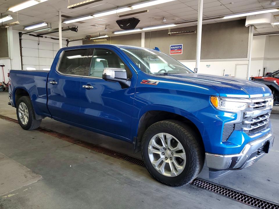 61340916 :رقم المزاد ، 1GCUDGED4NZ544014 vin ، 2022 Chevrolet Silverado مزاد بيع