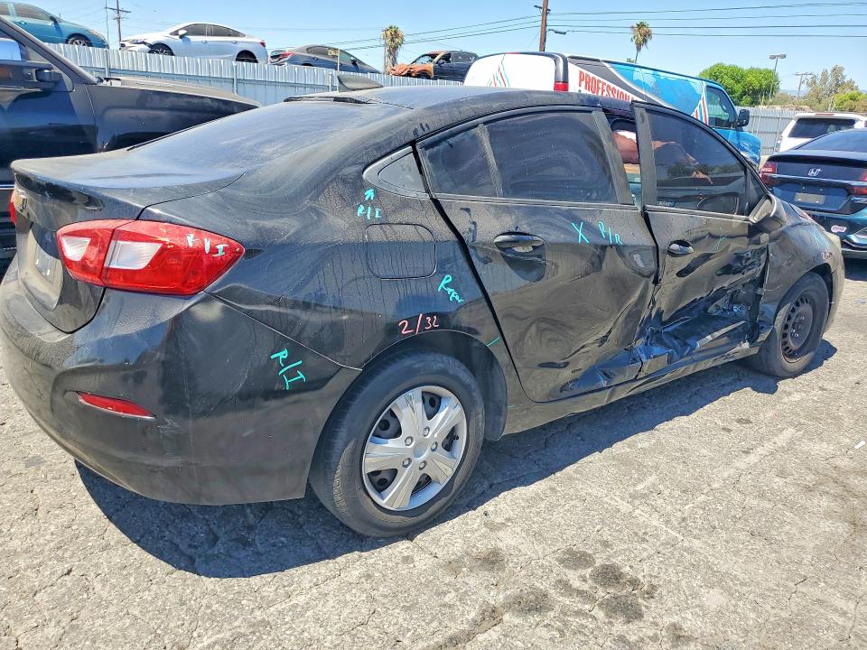 2018 Chevrolet Cruze მანქანა იყიდება აუქციონზე, vin: 1G1BC5SM2J7113429, აუქციონის ნომერი: 60517886