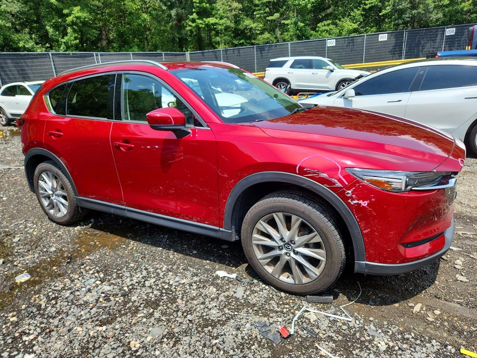 Продажа на аукционе авто 2021 Mazda Cx-5, vin: JM3KFADMXM0352316, номер лота: 61914626