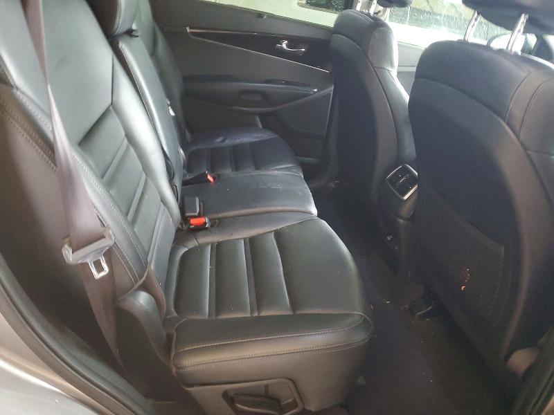 2017 Kia Sorento მანქანა იყიდება აუქციონზე, vin: 5XYPHDA52HG313453, აუქციონის ნომერი: 62645636
