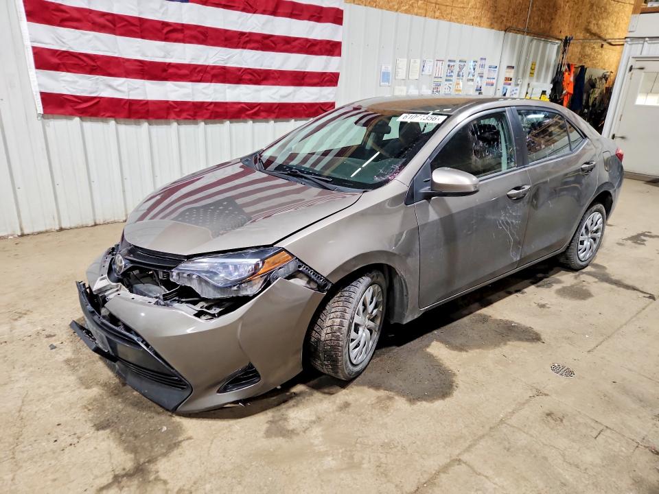 Auction sale of the 2017 Toyota Corolla, vin: 2T1BURHE0HC890261, lot number: 61061356