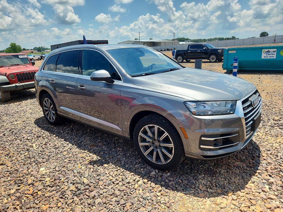 Продажа на аукционе авто 2017 Audi Q7, vin: WA1VAAF72HD035974, номер лота: 59343076