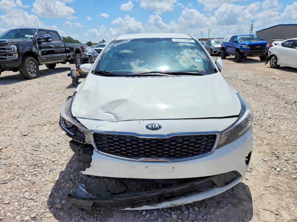 60171686 :رقم المزاد ، 3KPFL4A72HE036148 vin ، 2017 Kia Forte مزاد بيع
