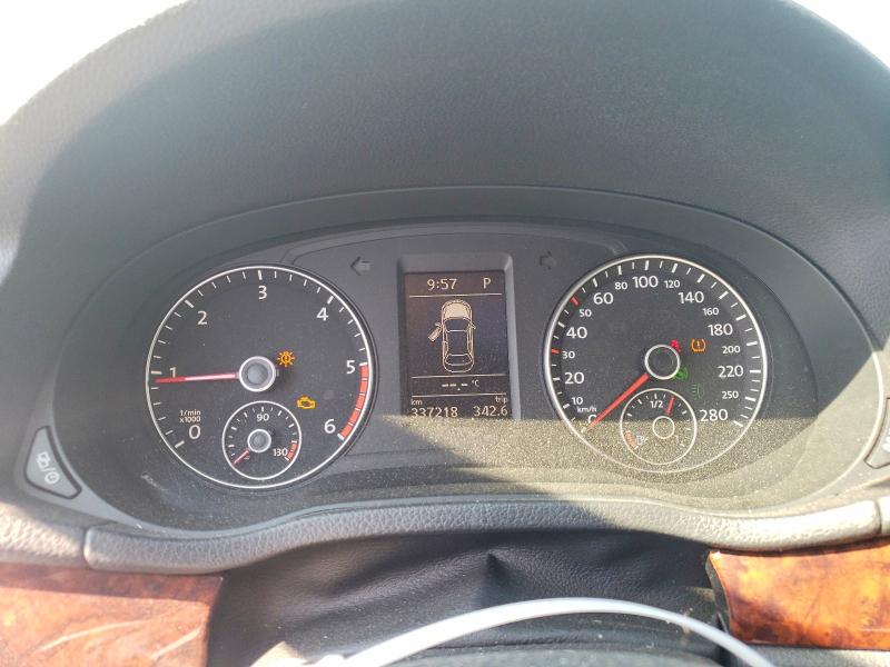 60839936 :رقم المزاد ، 1VWCN7A38DC116046 vin ، 2013 Volkswagen Passat مزاد بيع