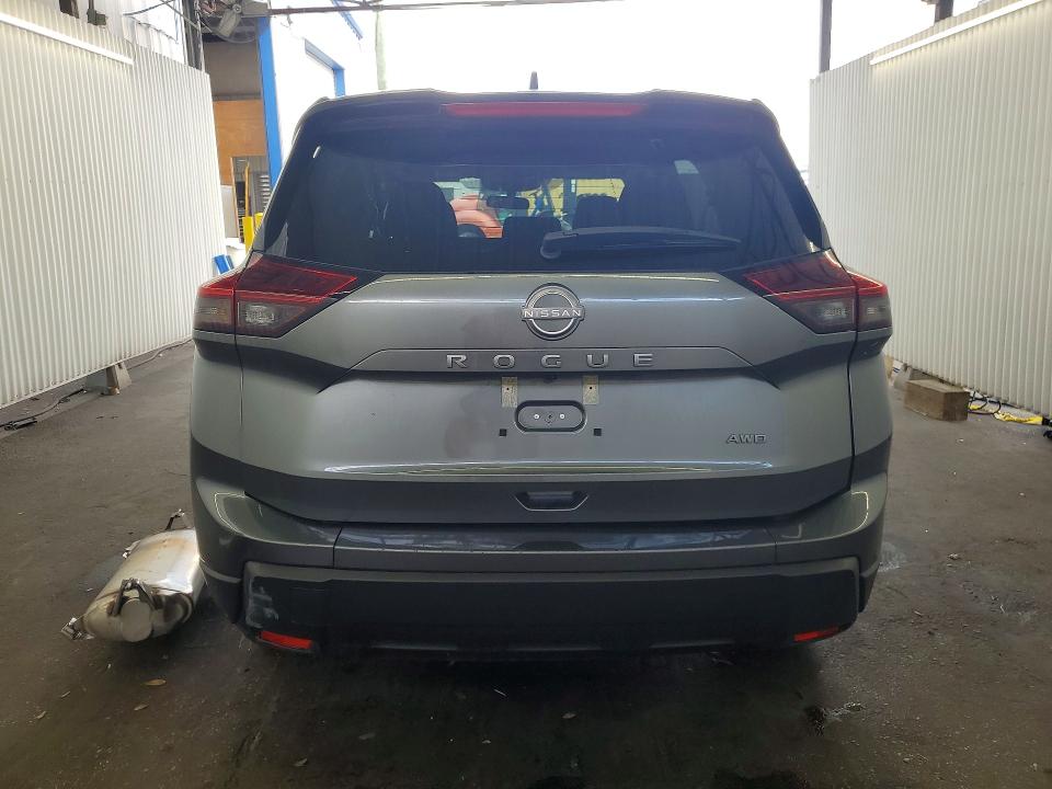 Продаж на аукціоні авто 2026 Nissan Rogue, vin: 5N1BT3BB4TC749608, номер лоту: 61711336