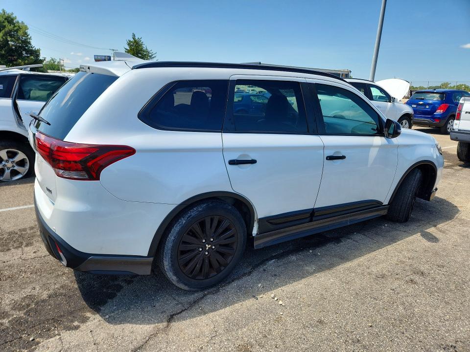 Продаж на аукціоні авто 2020 Mitsubishi Outlander, vin: JA4AD3A3XLZ038624, номер лоту: 63298416