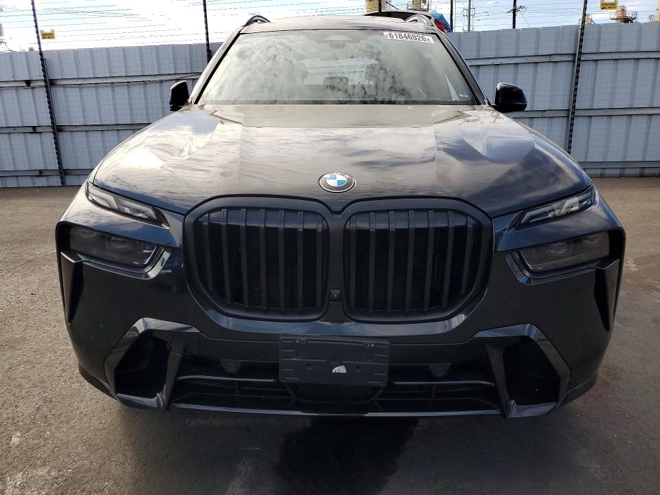 61846926 :رقم المزاد ، 5UX23EM00S9W95763 vin ، 2025 Bmw X7 مزاد بيع