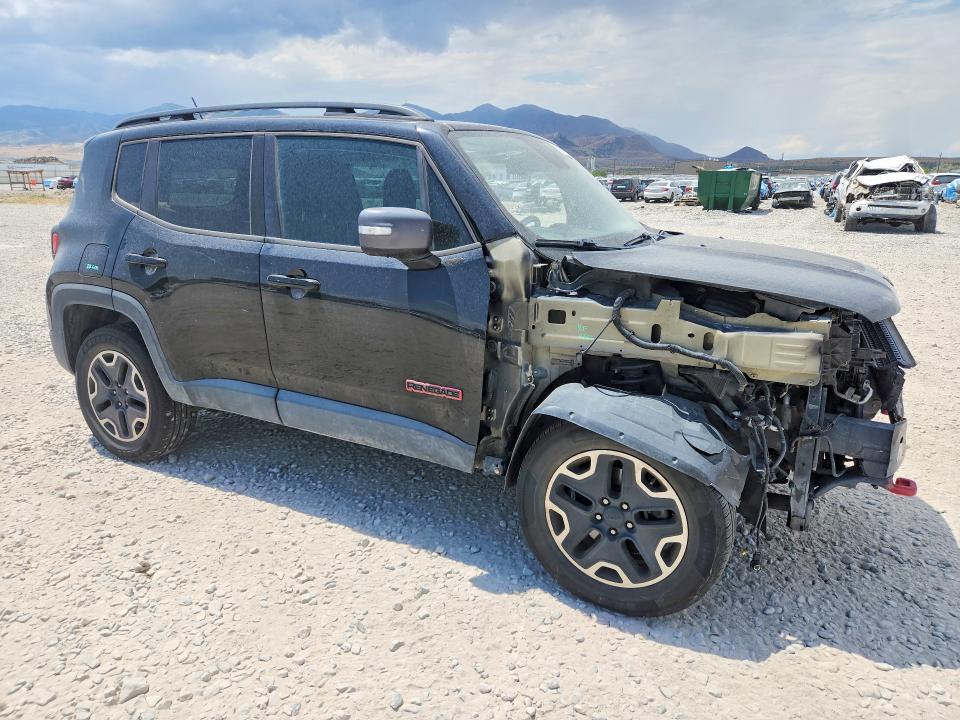 61020866 :رقم المزاد ، ZACCJBCT7GPC84081 vin ، 2016 Jeep Renegade مزاد بيع