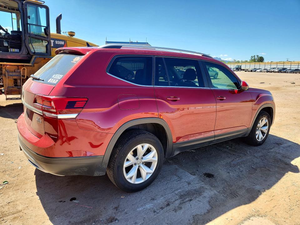 60330356 :رقم المزاد ، 1V2LR2CA9JC589194 vin ، 2018 Volkswagen Atlas مزاد بيع