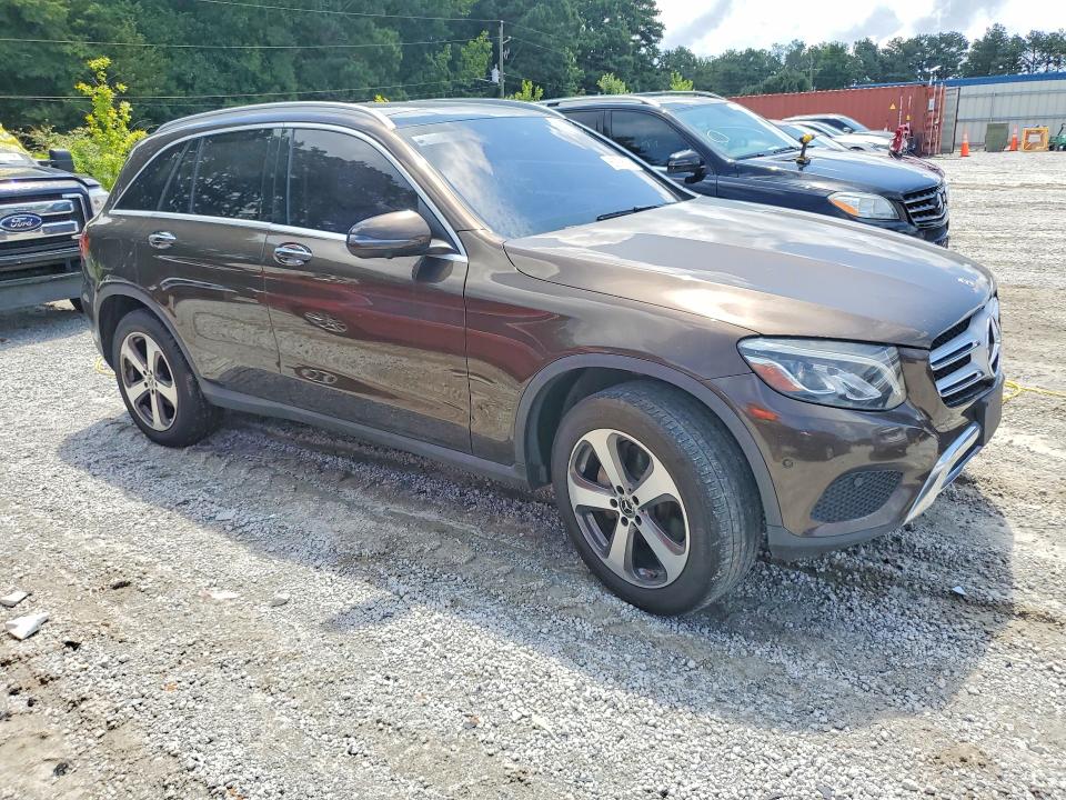 60756076 :رقم المزاد ، WDC0G4JB7JV056213 vin ، 2018 Mercedes-benz Glc مزاد بيع