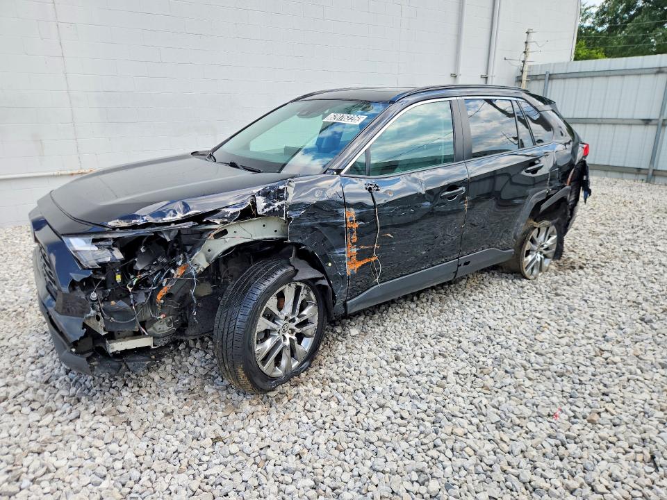 62076226 :رقم المزاد ، 2T3A1RFV6NC282030 vin ، 2022 Toyota Rav4 مزاد بيع