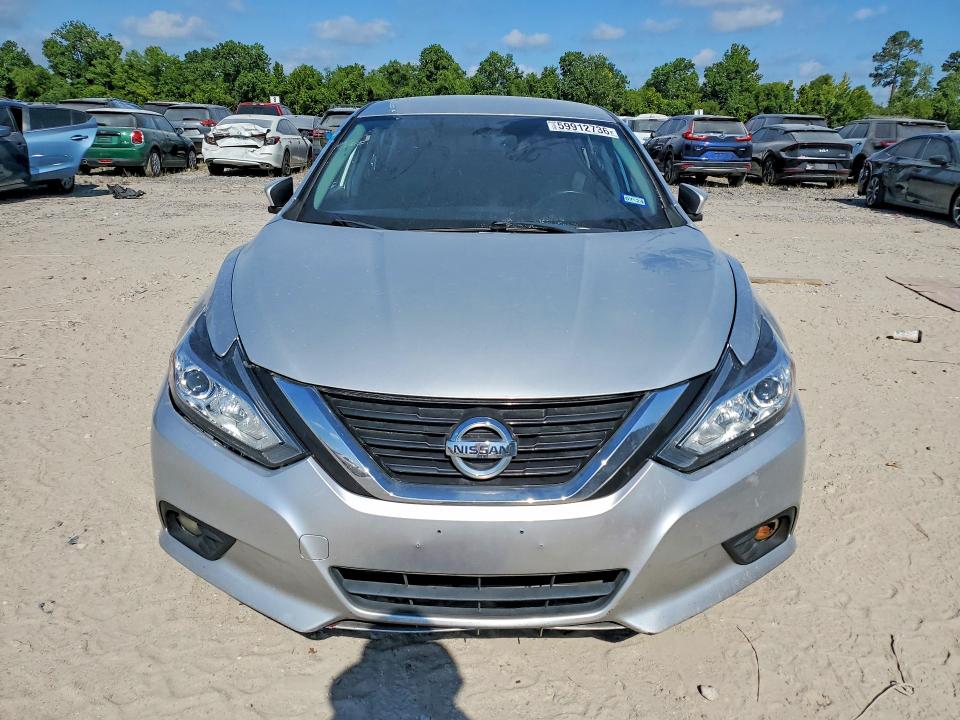 59912736 :رقم المزاد ، 1N4AL3APXJC140877 vin ، 2018 Nissan Altima مزاد بيع