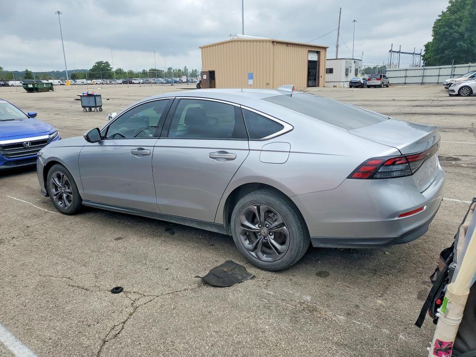62584356 :رقم المزاد ، 1HGCY1F32PA023041 vin ، 2023 Honda Accord مزاد بيع