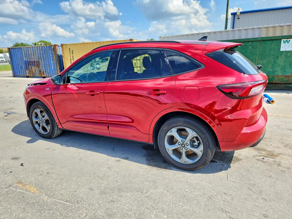 62283926 :رقم المزاد ، 1FMCU0MN4PUA78447 vin ، 2023 Ford Escape مزاد بيع