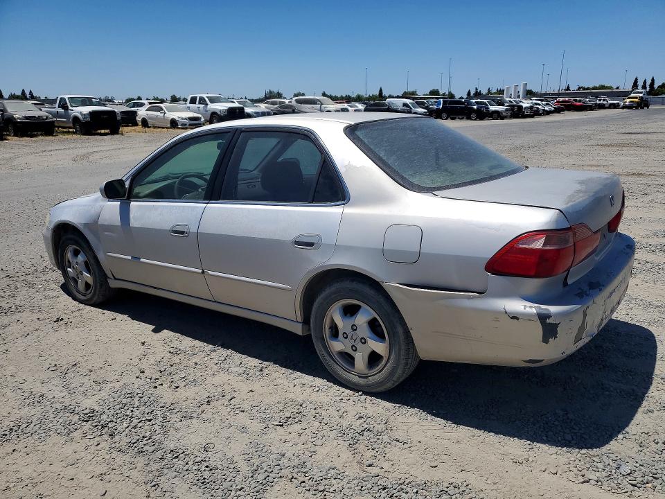 Aukcja sprzedaży 1998 Honda Accord, vin: 1HGCG6676WA105873, numer aukcji: 61713556