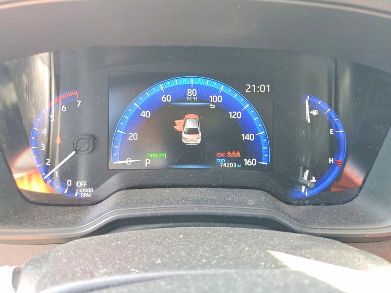 61366136 :رقم المزاد ، JTDEAMDE9MJ035197 vin ، 2021 Toyota Corolla مزاد بيع