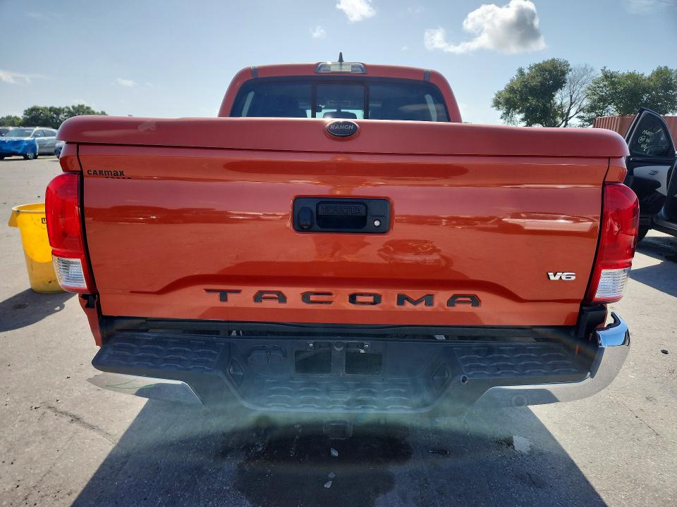 Продаж на аукціоні авто 2017 Toyota Tacoma, vin: 5TFAZ5CNXHX039762, номер лоту: 62031656