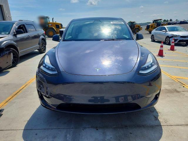 60398936 :رقم المزاد ، 7SAYGDEE2NF368234 vin ، 2022 Tesla Model Y مزاد بيع