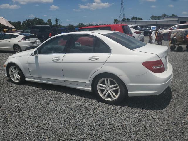 62682836 :رقم المزاد ، WDDGF4HB6DR266978 vin ، 2013 Mercedes-benz C مزاد بيع