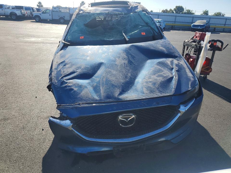 2020 Mazda Cx-5 მანქანა იყიდება აუქციონზე, vin: JM3KFBDM8L0727284, აუქციონის ნომერი: 59660216
