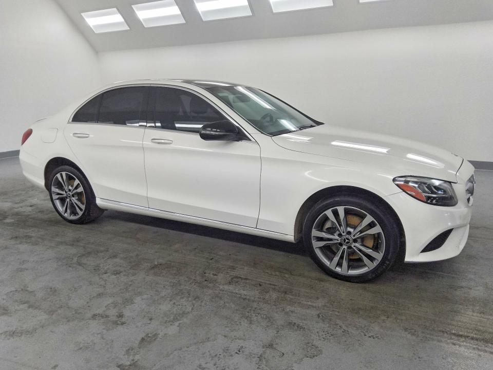 2019 Mercedes-benz C მანქანა იყიდება აუქციონზე, vin: 55SWF8EB6KU297358, აუქციონის ნომერი: 57964696