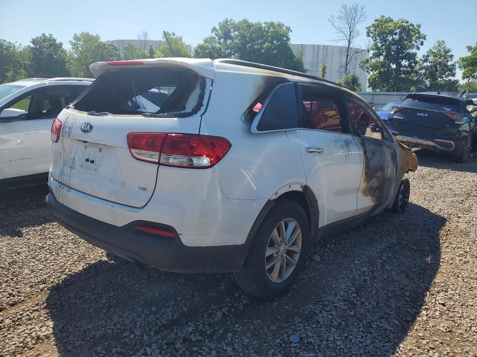 2017 Kia Sorento მანქანა იყიდება აუქციონზე, vin: 5XYPGDA51HG332613, აუქციონის ნომერი: 61795836