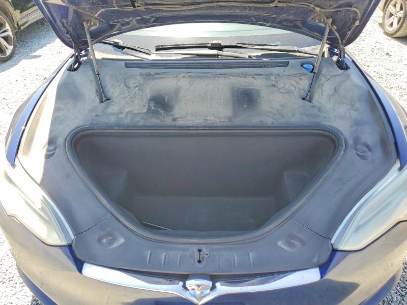 62250906 :رقم المزاد ، 5YJSA1E24JF295757 vin ، 2018 Tesla Model S مزاد بيع