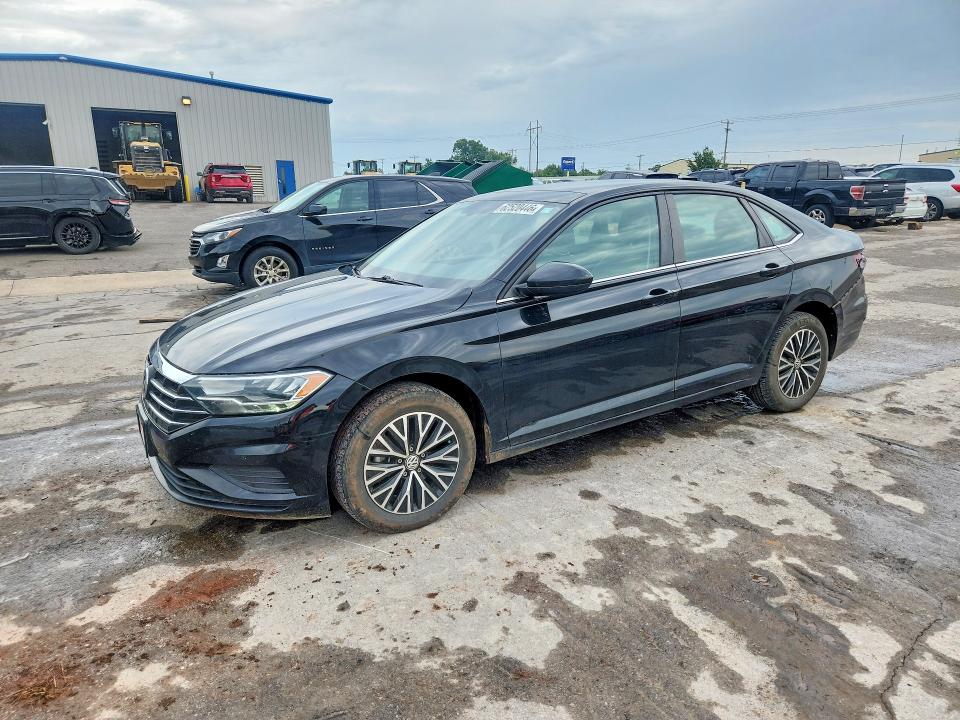 62520446 :رقم المزاد ، 3VWC57BU3MM020105 vin ، 2021 Volkswagen Jetta مزاد بيع