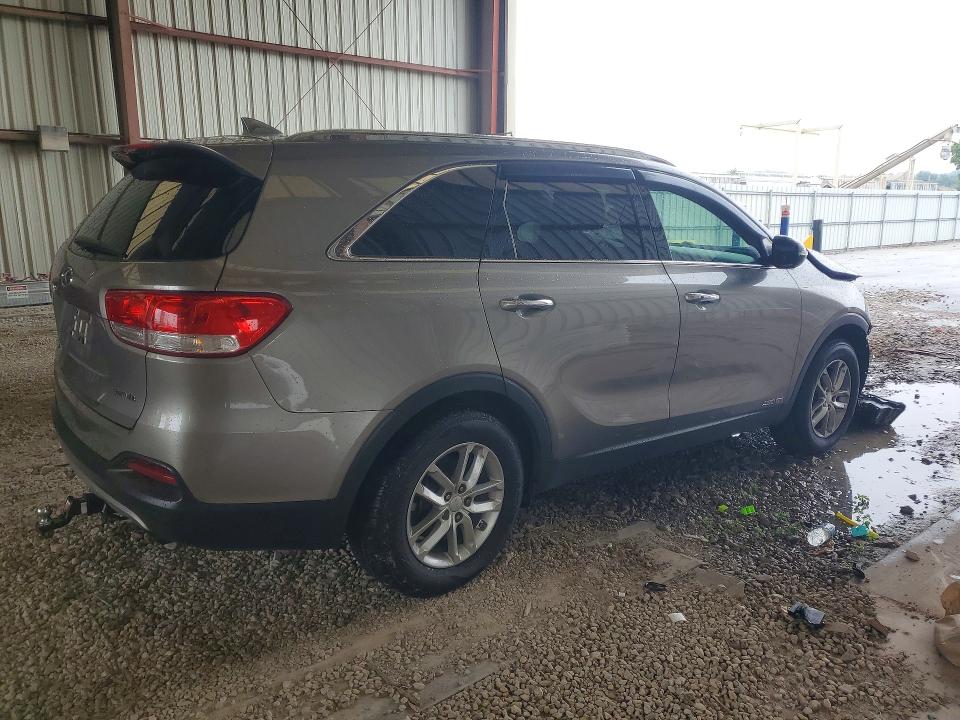 2017 Kia Sorento მანქანა იყიდება აუქციონზე, vin: 5XYPHDA52HG313453, აუქციონის ნომერი: 62645636