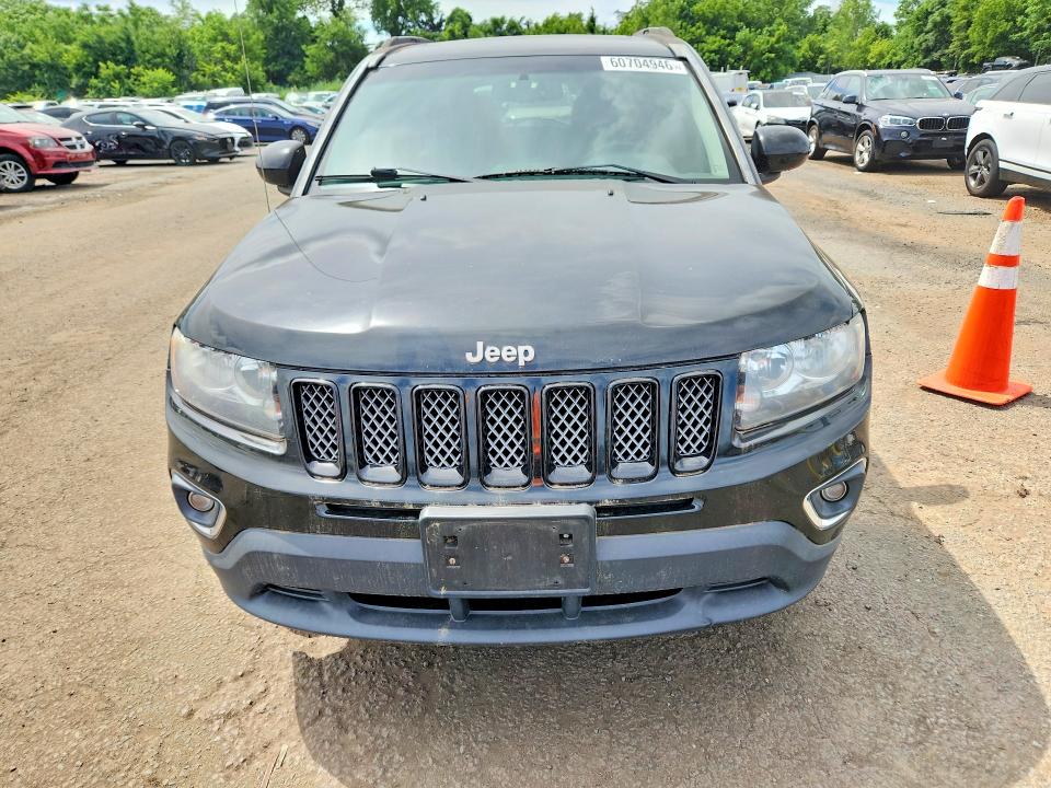 60704946 :رقم المزاد ، 1C4NJCEAXGD604471 vin ، 2016 Jeep Compass مزاد بيع
