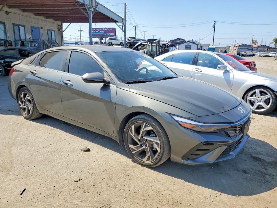 63018596 :رقم المزاد ، KMHLN4DJXSU133932 vin ، 2025 Hyundai Elantra مزاد بيع