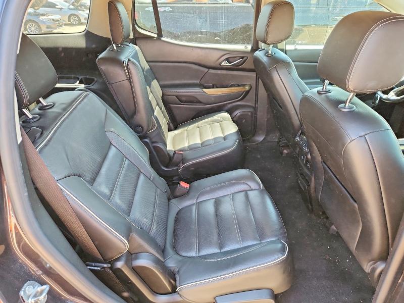 60881306 :رقم المزاد ، 1GKKNXLS9HZ269111 vin ، 2017 Gmc Acadia مزاد بيع