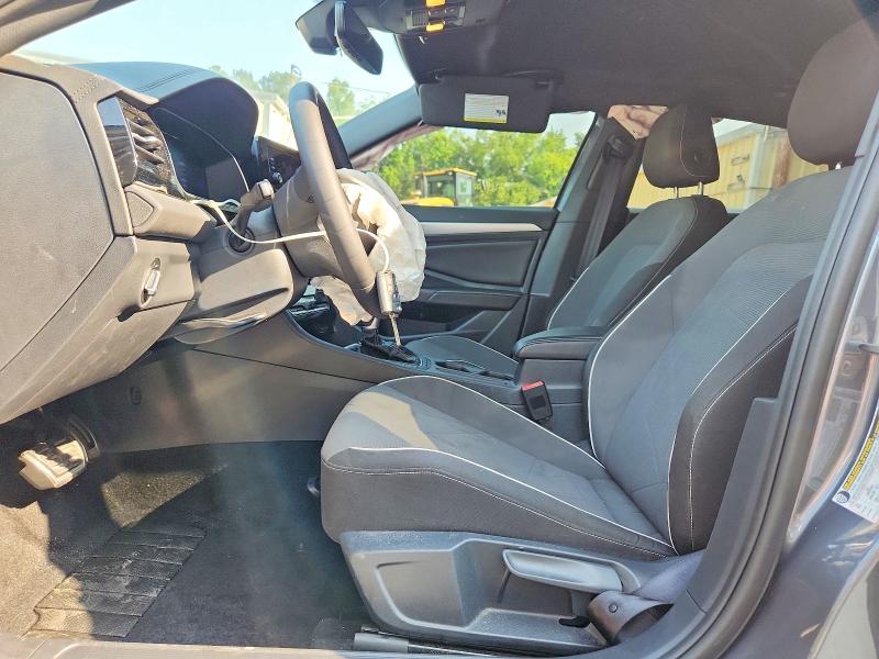 Продажа на аукционе авто 2025 Volkswagen Jetta, vin: 3VWBX7BU8SM104441, номер лота: 61412776