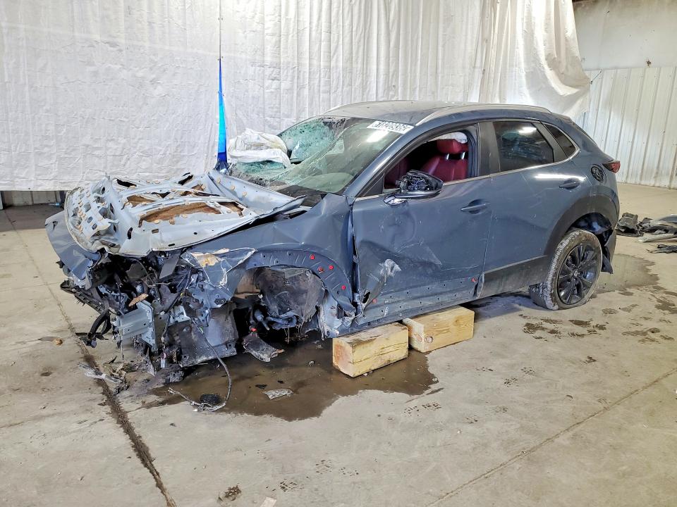 61820936 :رقم المزاد ، 3MVDMBCM0SM779849 vin ، 2025 Mazda Cx-30 مزاد بيع