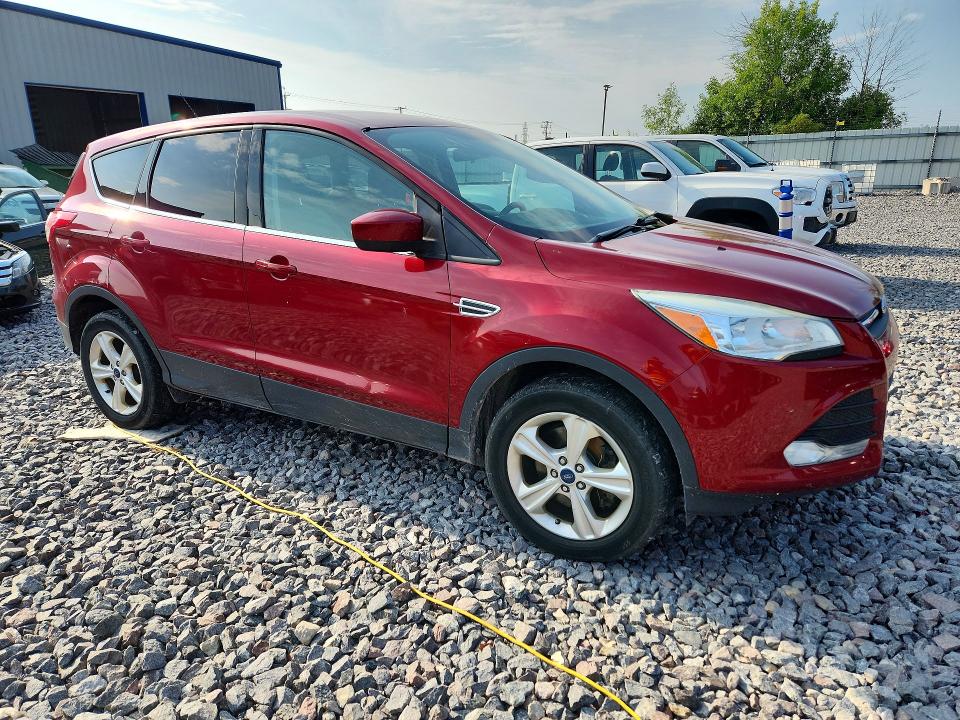 2013 Ford Escape მანქანა იყიდება აუქციონზე, vin: 1FMCU0G99DUD15878, აუქციონის ნომერი: 62803086