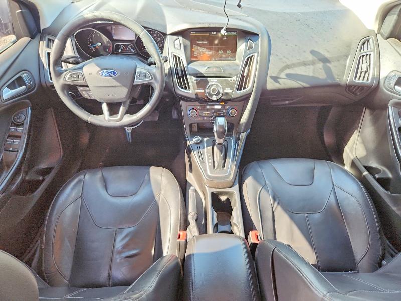 59735816 :رقم المزاد ، 1FADP3N21FL300068 vin ، 2015 Ford Focus مزاد بيع