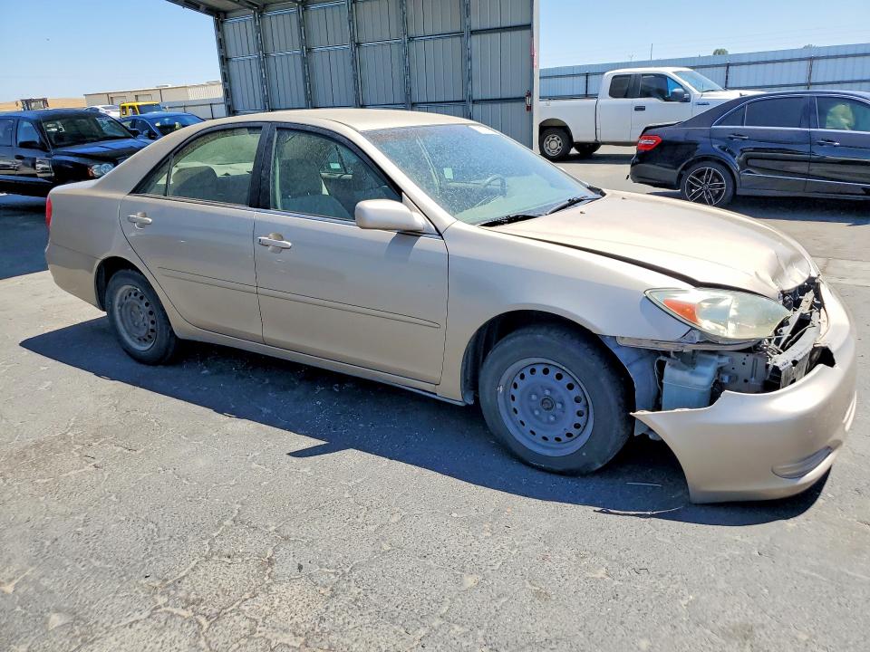60230896 :رقم المزاد ، 4T1BE32K04U834242 vin ، 2004 Toyota Camry مزاد بيع